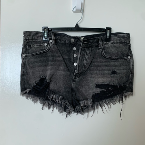 We The Free Pants - We The Free Free People Distressed Jean Shorts Black Size 31